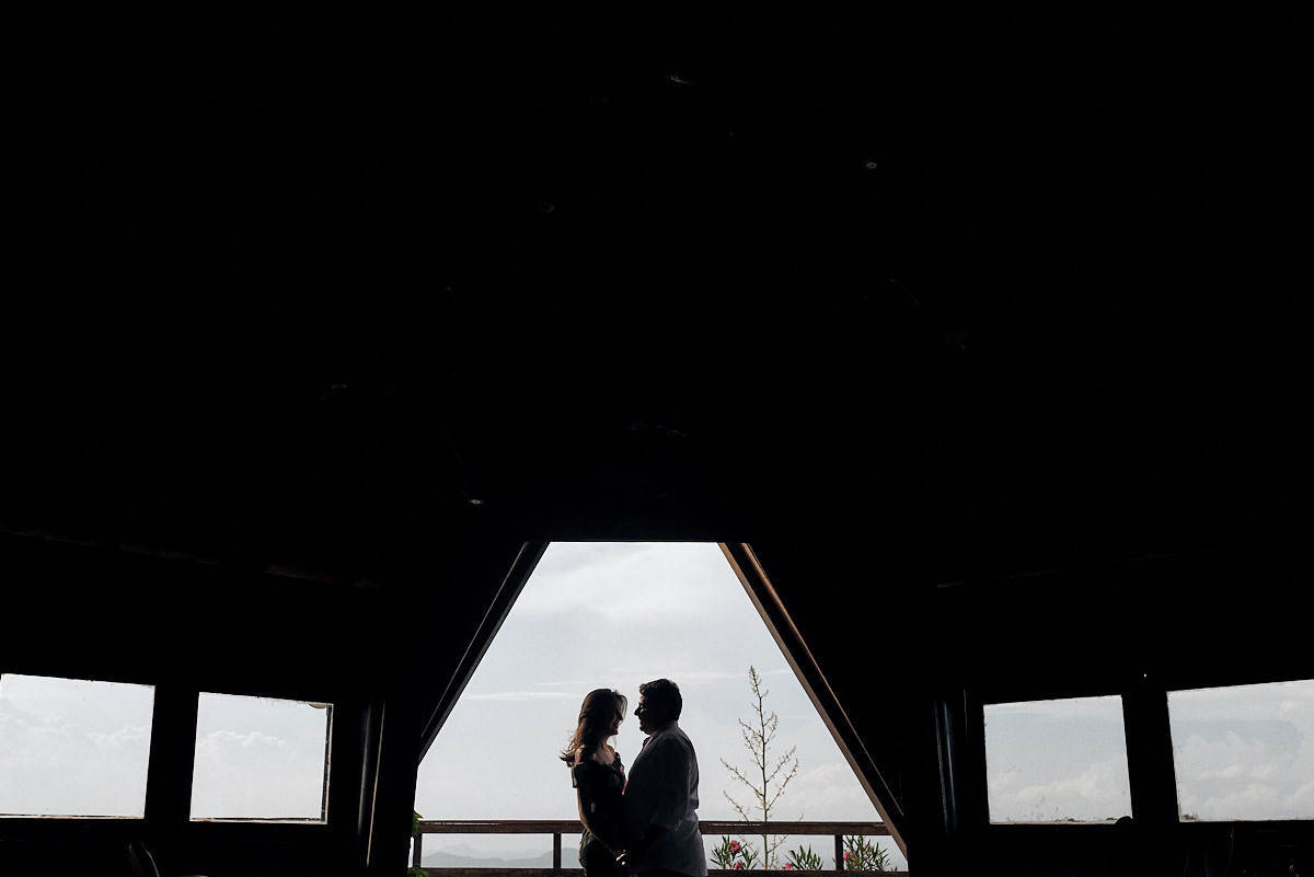 ensaio da Tainá e Klayton em mamanguape na Pousada Pedra Grande por 4Mãos Fotografias, silhueta