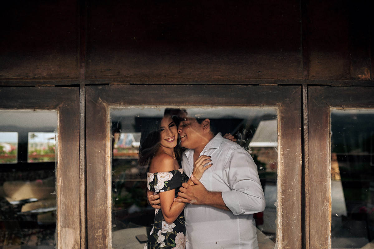 ensaio da Tainá e Klayton em mamanguape na Pousada Pedra Grande por 4Mãos Fotografias