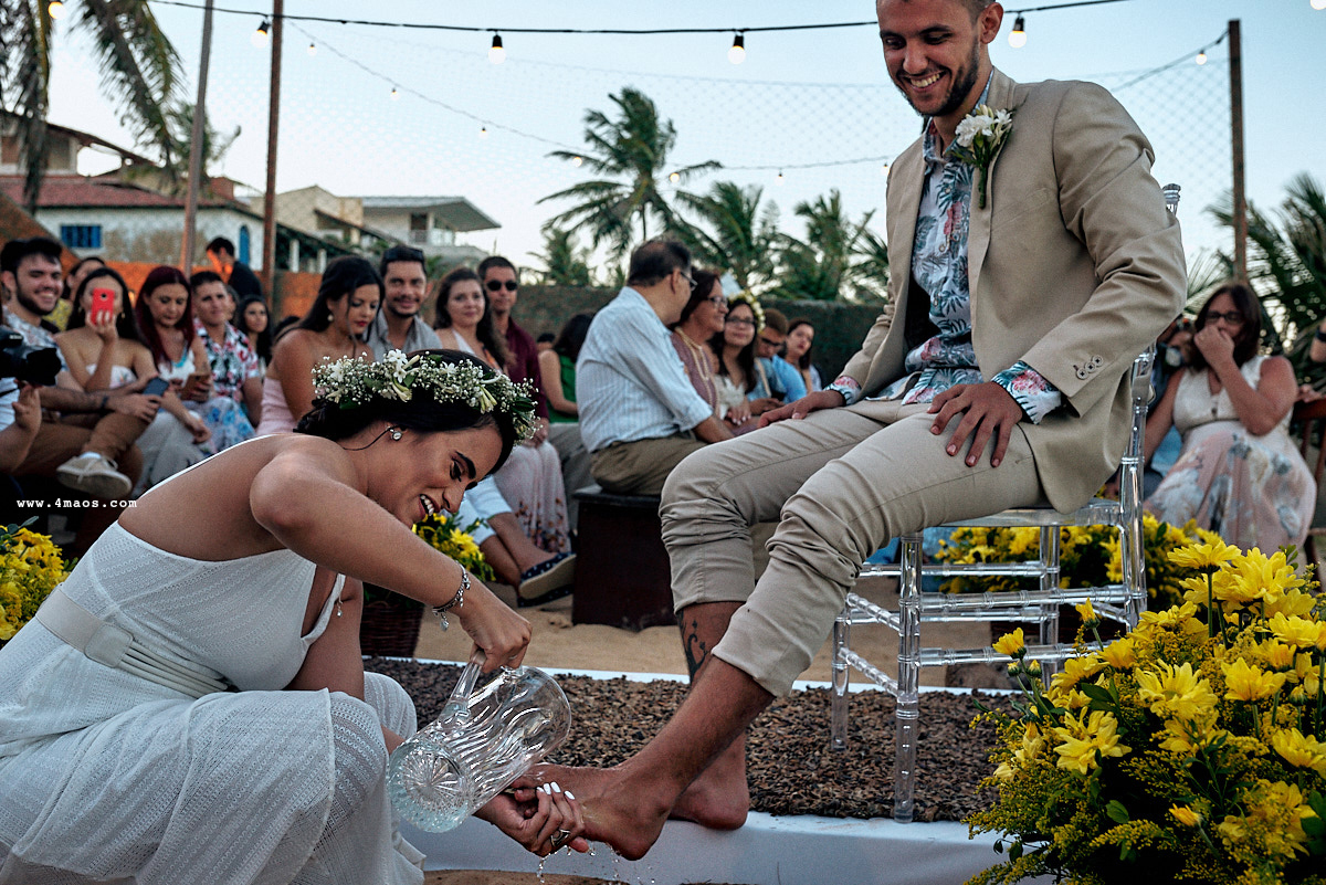 casamento na praia Búzios - RN por 4Mãos Fotografias, lava pés