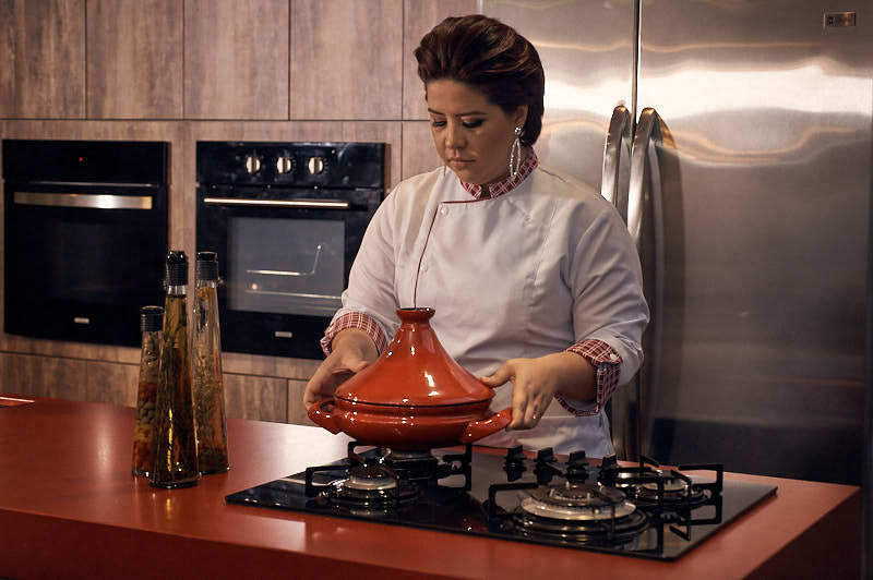 formatura de gastronomia por 4Mãos fotografias, formanda Andreza Albuquerque, fotos na cozinha