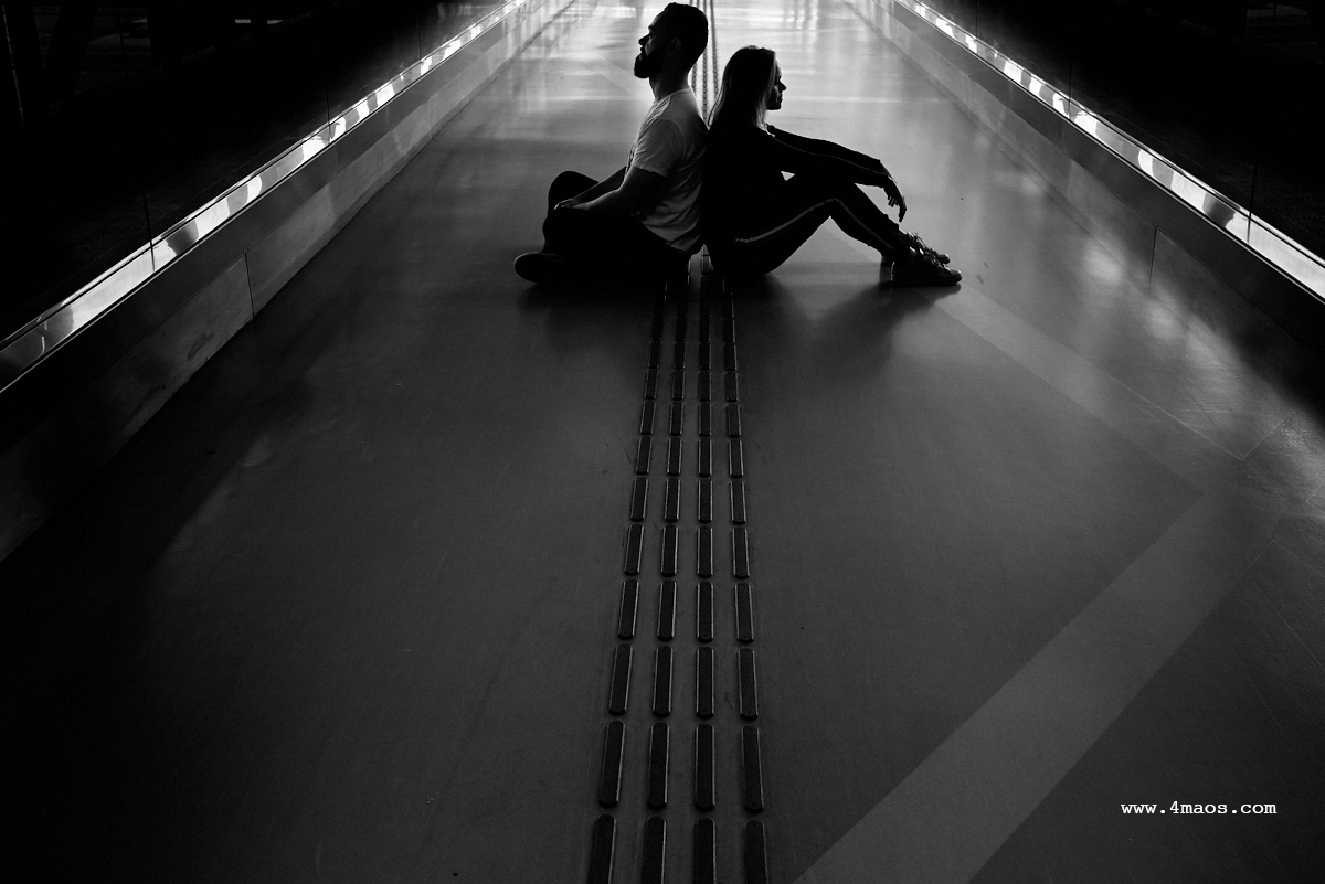 ensaio de Laryssa e Carlos por 4Mãos Fotografias no Mercado Central de São Paulo onde o casal passou muito tempo se encontrando
