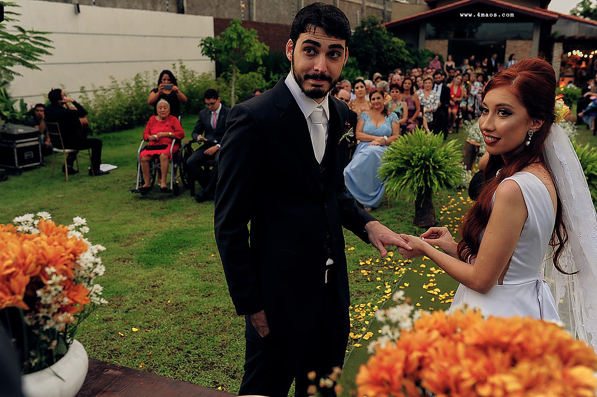 casamento de quezia e acacio por 4Mãos fotografias. hora da aliança