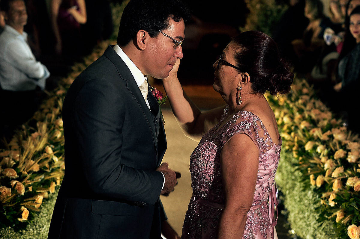 casamento cibele e Rubem em Campina Grande no Encanto verde por 4Mãos fotografias, hora do casamento