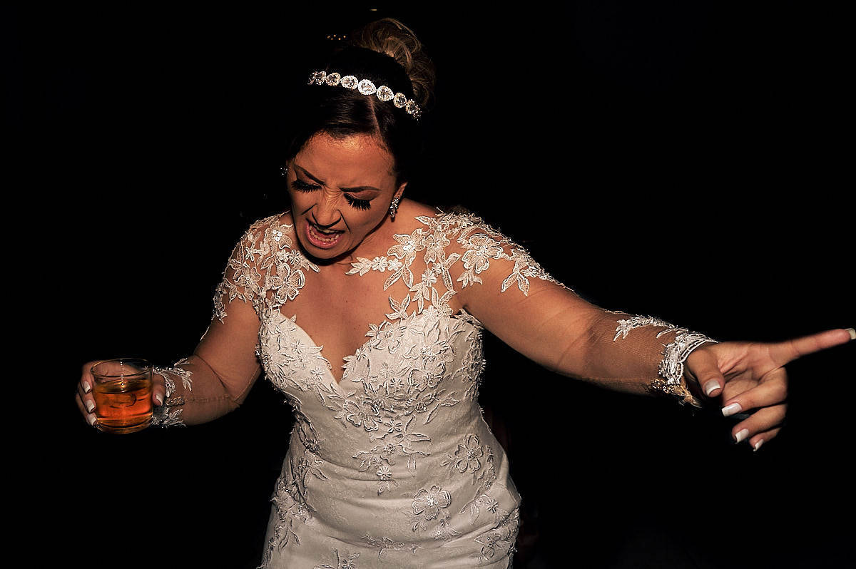 casamento cibele e Rubem em Campincasamento cibele e Rubem em Campina Grande no Encanto verde por 4Mãos fotografias, hora da festa!!!
