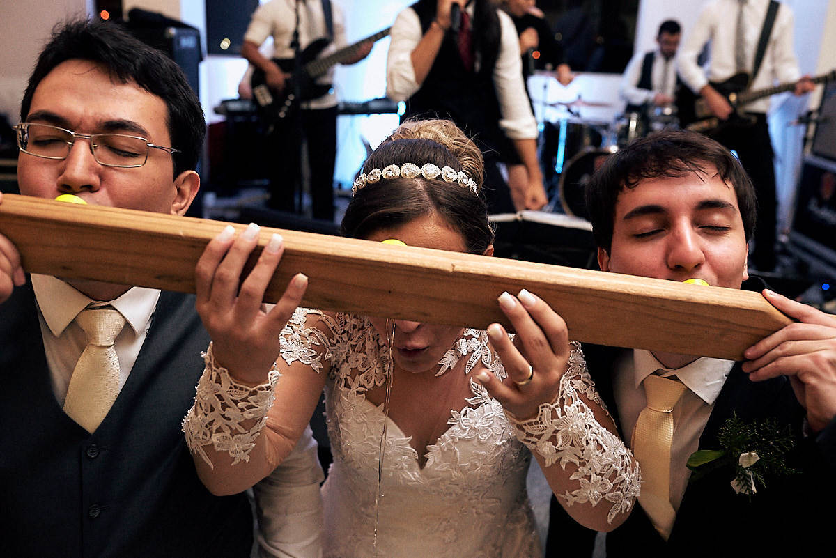 casamento cibele e Rubem em Campincasamento cibele e Rubem em Campina Grande no Encanto verde por 4Mãos fotografias, hora da festa!!!
