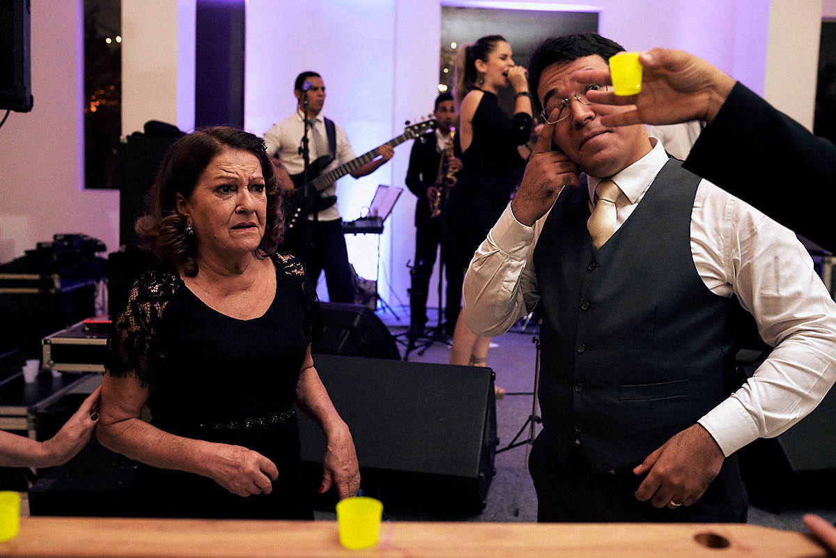 casamento cibele e Rubem em Campincasamento cibele e Rubem em Campina Grande no Encanto verde por 4Mãos fotografias, hora da festa!!!