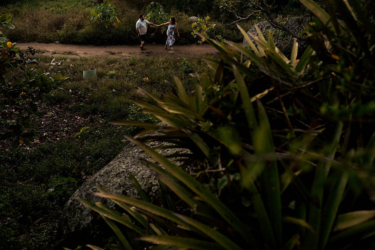 ensaio de ana cecilia e paulo na pedra de Santo Antônio em Fagundes Paraíba