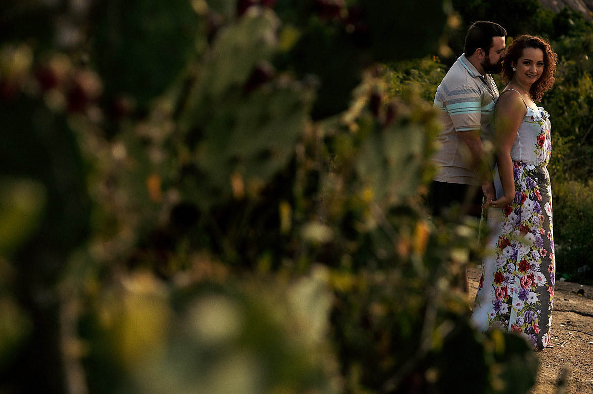 ensaio de ana cecilia e paulo na pedra de Santo Antônio em Fagundes Paraíba