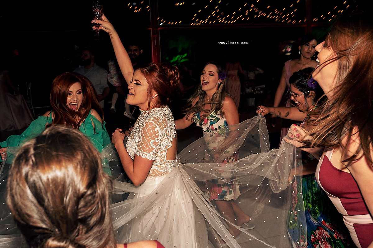 casamento de kenis e kito por 4maos fotografias no recanto dos encantos, festa