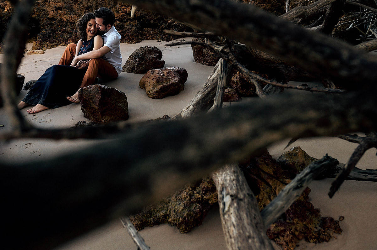 ensaio de prewedding de Katiana e tulio na praia de tambaba por 4Mãos Fotografias 