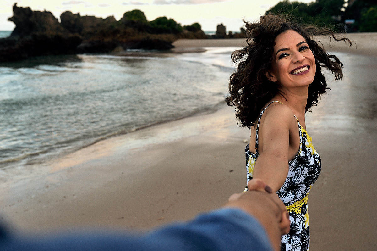 ensaio de prewedding de Katiana e tulio na praia de tambaba por 4Mãos Fotografias 