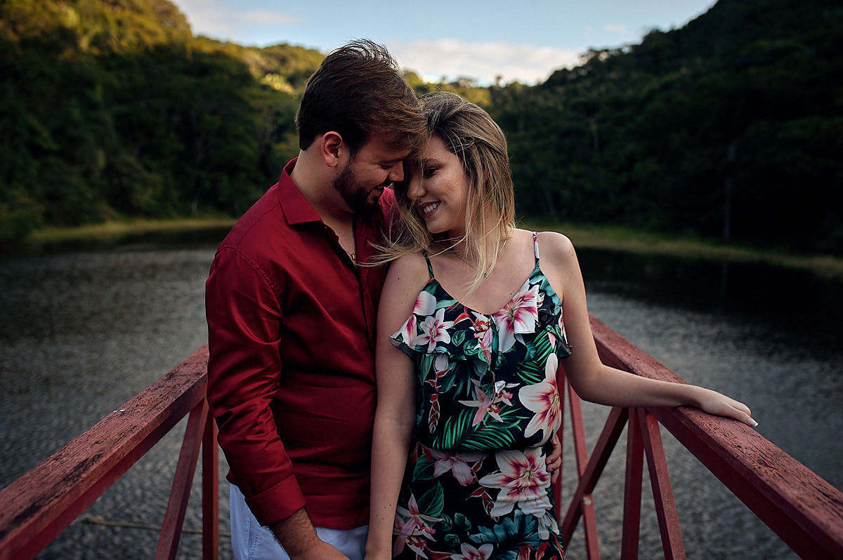ensaio em Areia do casal Vanessa e Arthur por 4Mãos Fotografias