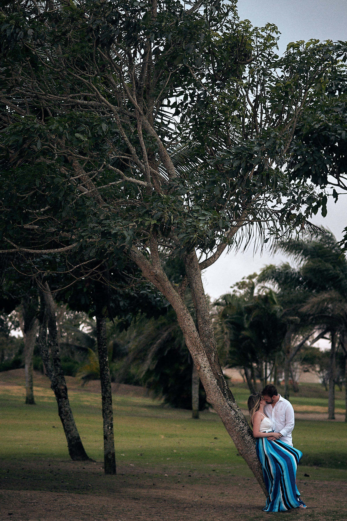 ensaio em Areia do casal Vanessa e Arthur por 4Mãos Fotografias