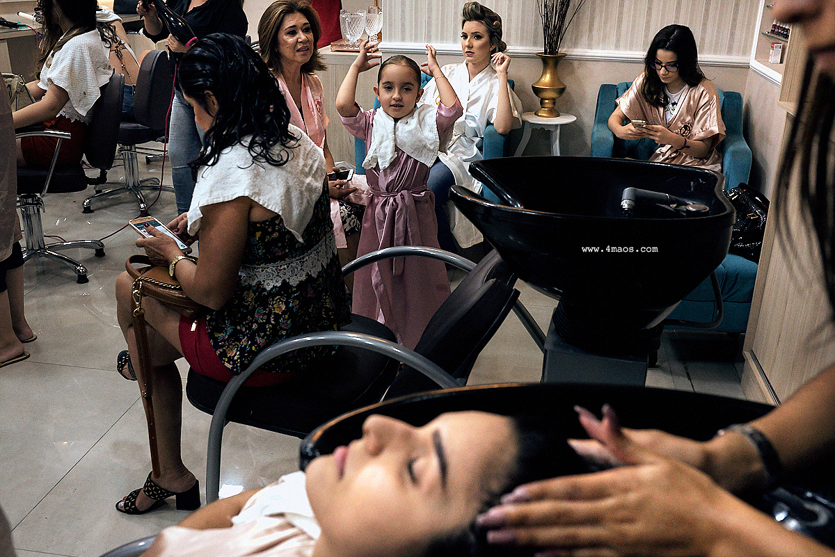 casamento de Vanessa e Arthur por 4Mãos Fotografias, making of da noiva