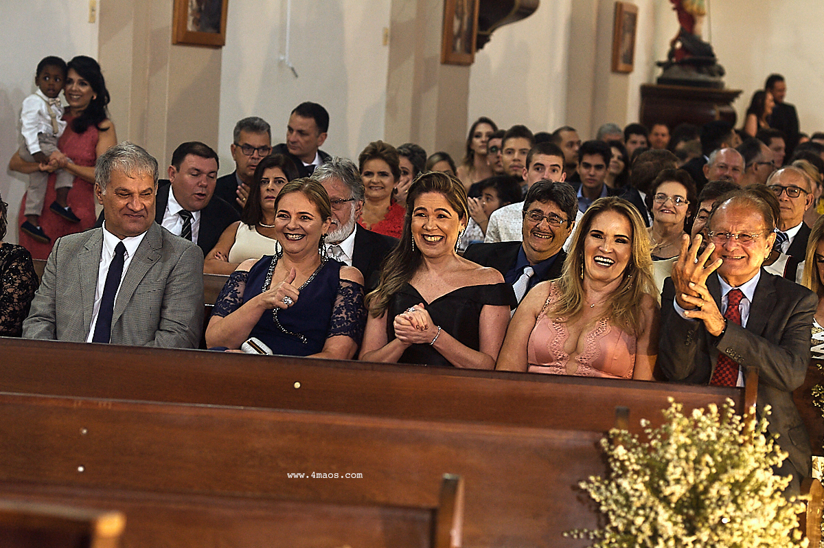 casamento de Vanessa e Arthur por 4Mãos Fotografias, cerimonia