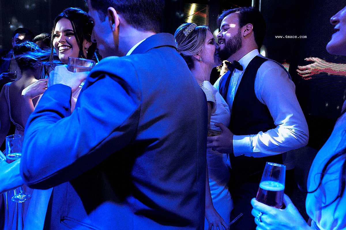 casamento de Vanessa e Arthur por 4Mãos Fotografias, festa