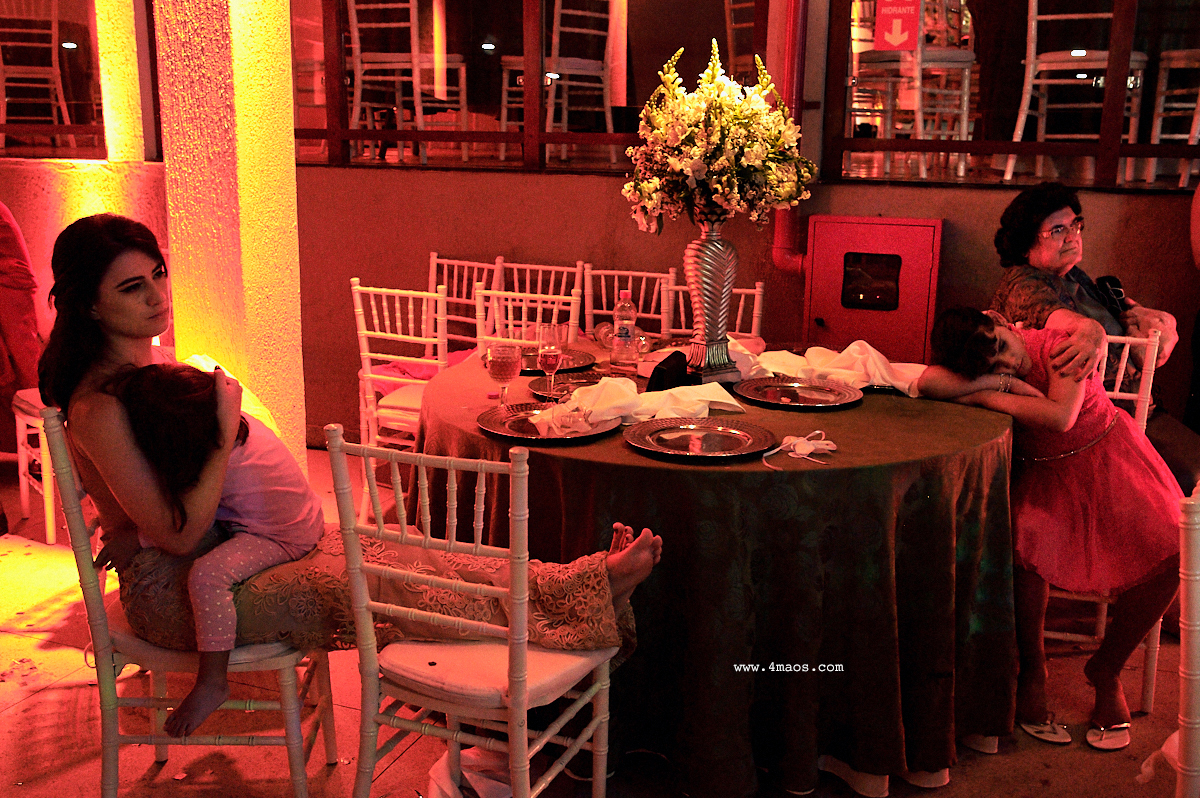 casamento de Vanessa e Arthur por 4Mãos Fotografias, festa