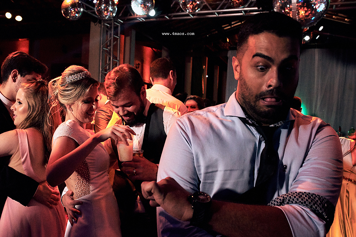 casamento de Vanessa e Arthur por 4Mãos Fotografias, festa