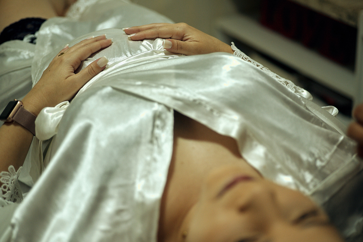 casamento de Larissa e Hestephanio em Campina Grande - Paraíba, making of da noiva com a familia