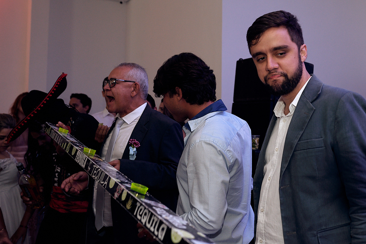 casamento de Larissa e Hestephanio em Campina Grande - Paraíba, hora da festa