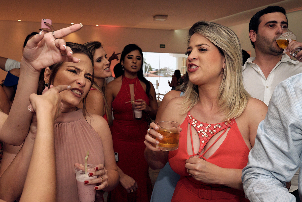 casamento de Larissa e Hestephanio em Campina Grande - Paraíba, hora da festa