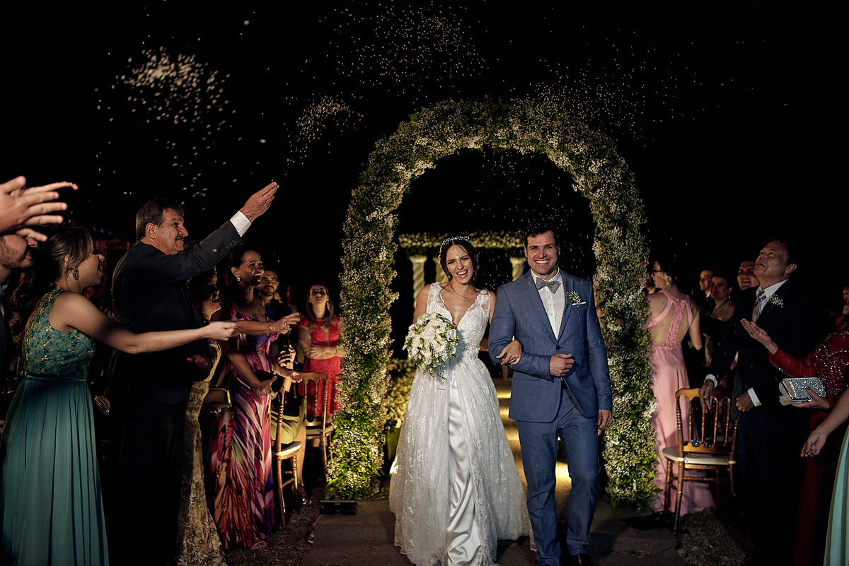 casamento de Hully e Leonardo no Solar da Borborema por 4Mãos Fotografias, cerimonia ao ar livre e no por do sol