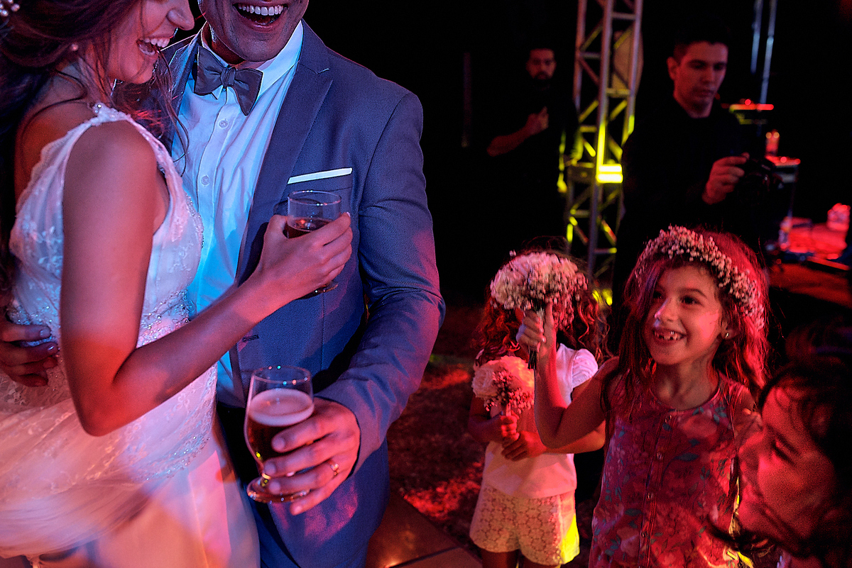 casamento de Hully e Leonardo no Solar da Borborema por 4Mãos Fotografias, cerimonia ao ar livre e no por do sol hora da festa
