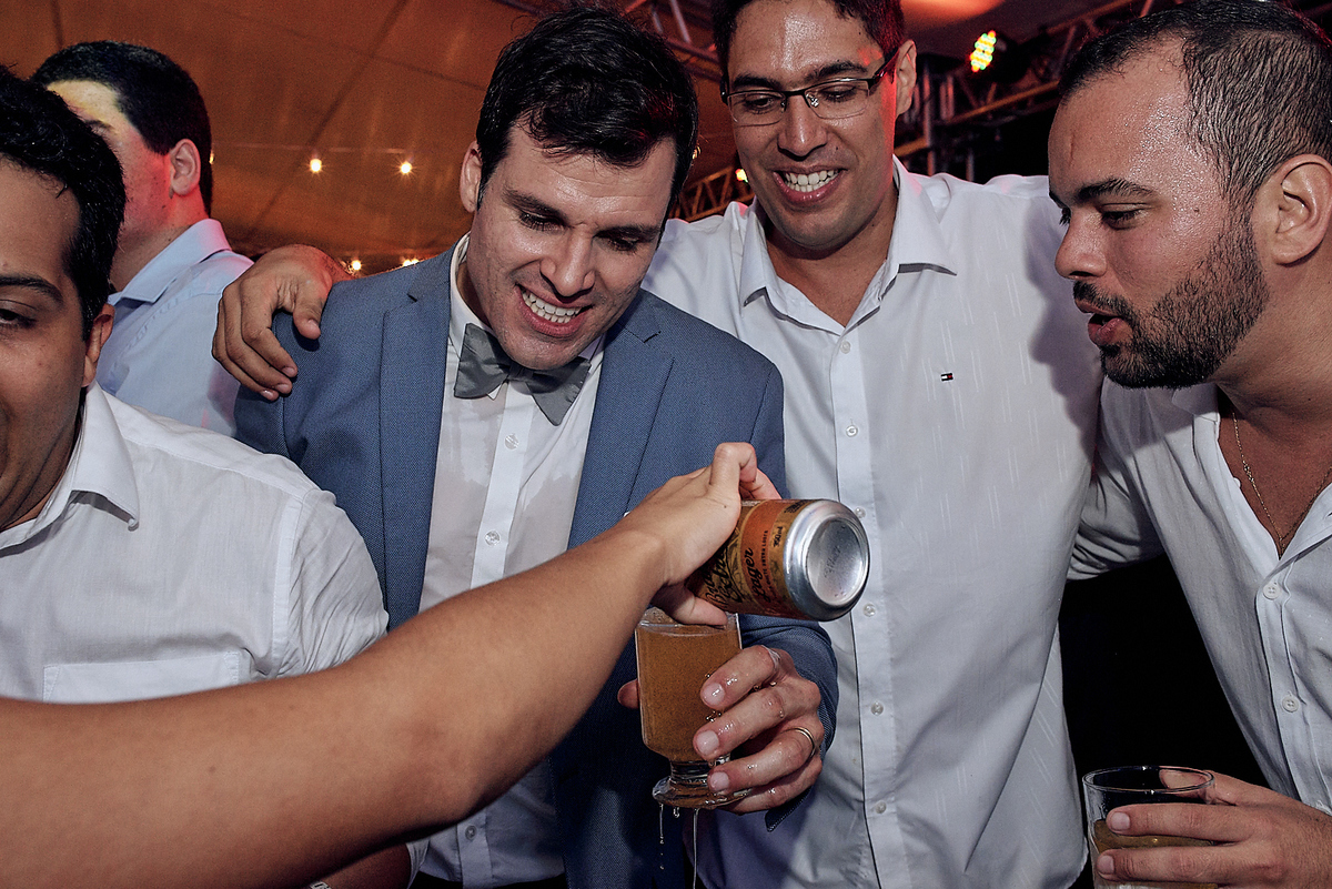 casamento de Hully e Leonardo no Solar da Borborema por 4Mãos Fotografias, cerimonia ao ar livre e no por do sol hora da festa