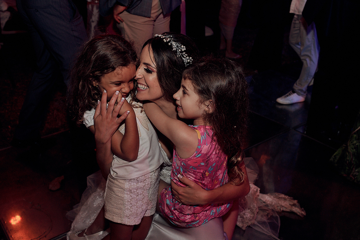casamento de Hully e Leonardo no Solar da Borborema por 4Mãos Fotografias, cerimonia ao ar livre e no por do sol hora da festa