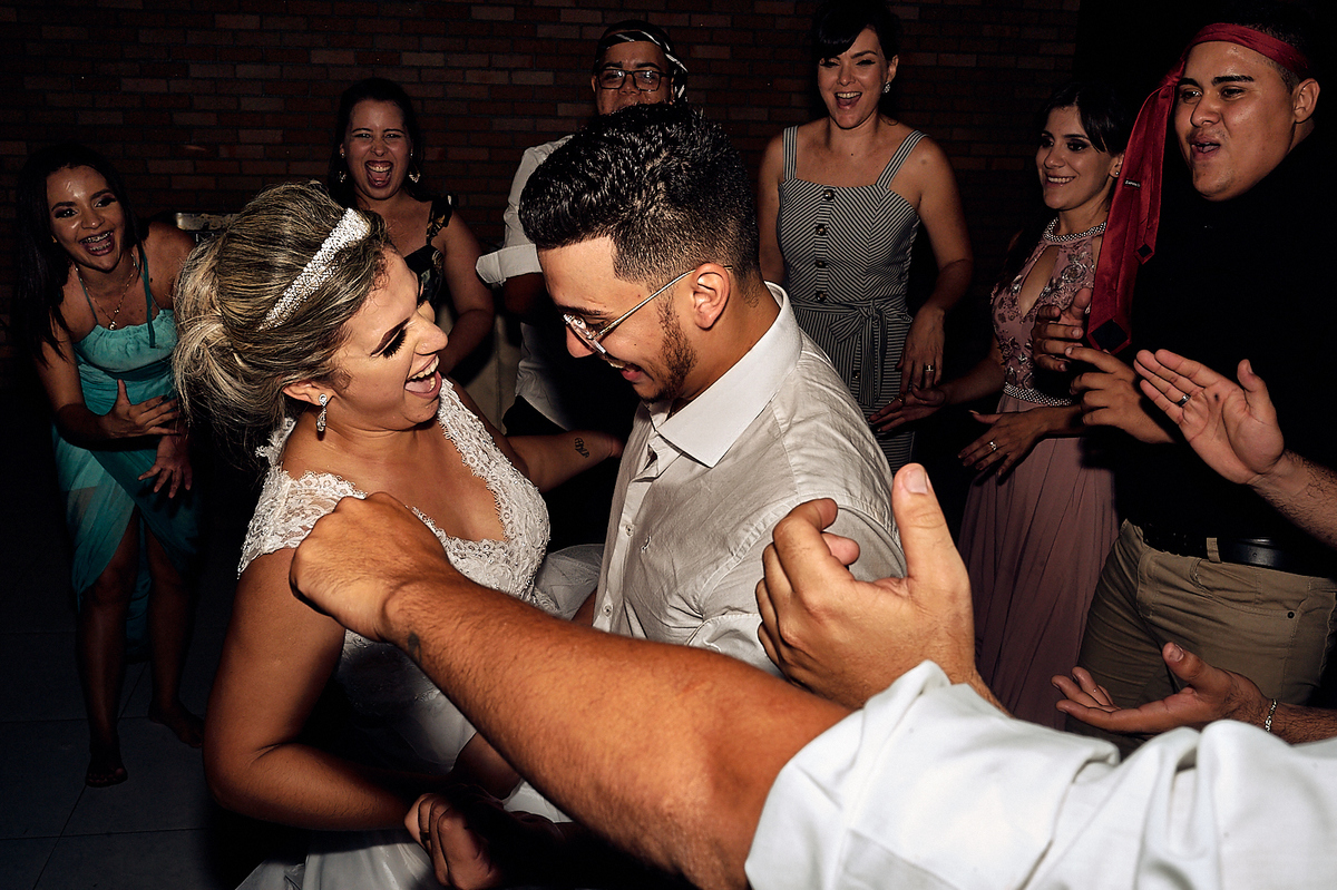 casamento de Iara e Gabriel no Bamboo Recepções em Campina Grande por 4Mãos Fotografias, festa