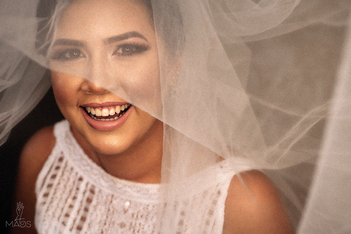 casamento de lass e Diego no bamboo recepções por 4Mãos Fotografias, making of da noiva, noiva, foto espontânea, casamento na paraíba, casamento em campina grande