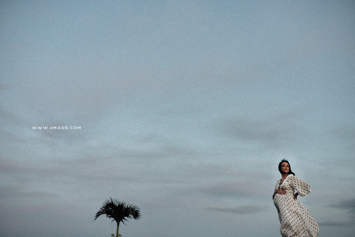 ensaio de gestante de Gabi e João na pousada Villas da Serra por 4Mãos Fotografias - 