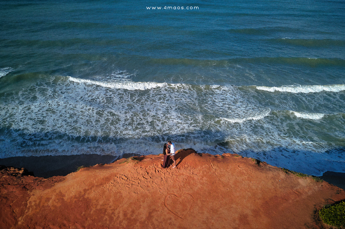 ensaio de pre casamento na praia de Pipa Rio Grande do Norte por 4Mãos Fotografias