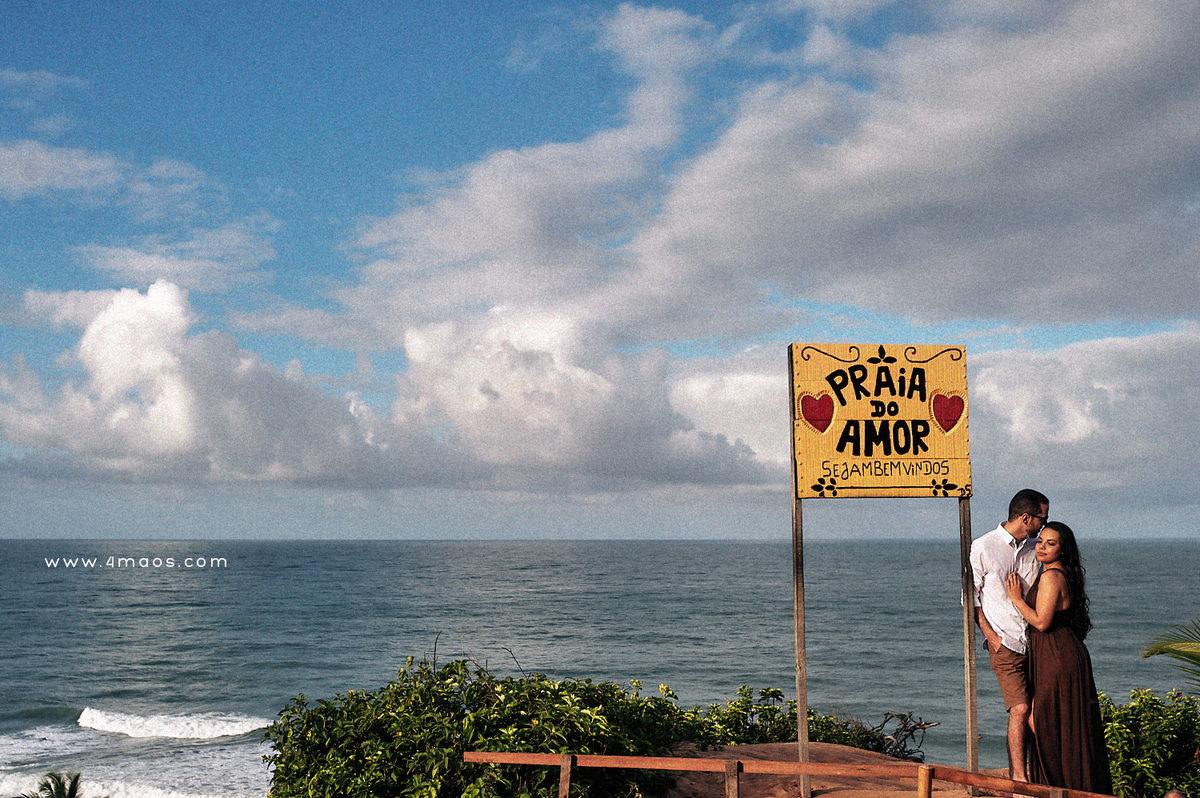 ensaio de pre casamento na praia de Pipa Rio Grande do Norte por 4Mãos Fotografias