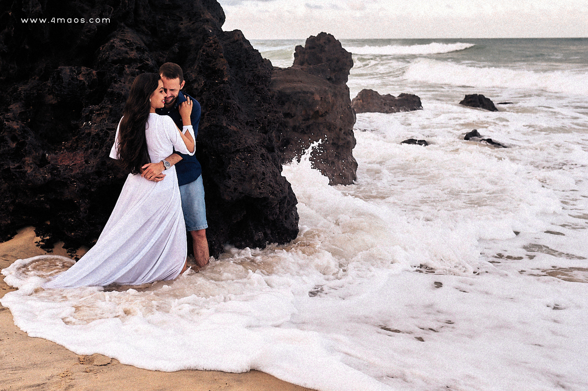 ensaio de pre casamento na praia de Pipa Rio Grande do Norte por 4Mãos Fotografias