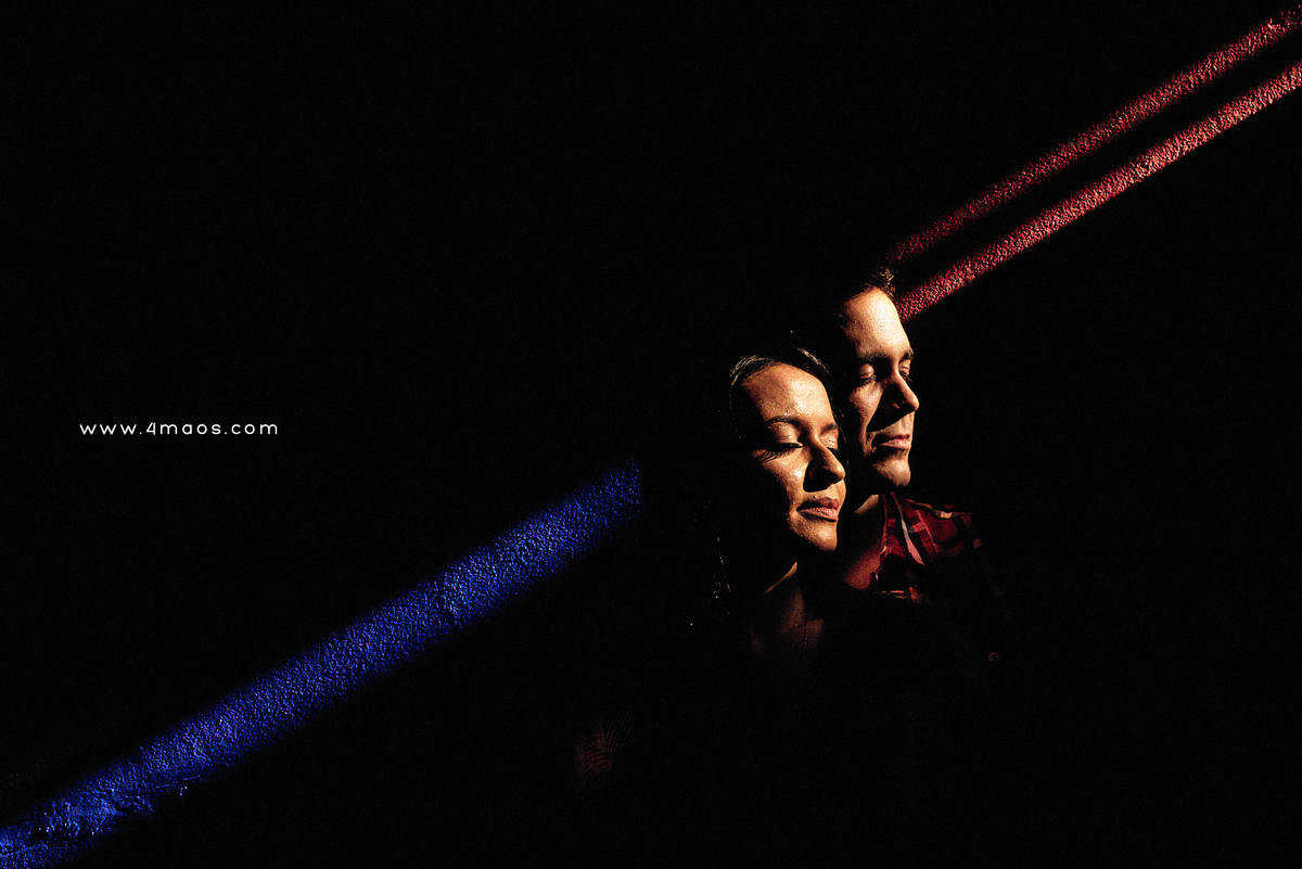 ensaio de pre casamento de Karol e Daniel por 4Mãos Fotografias na Casa de Cumpadi