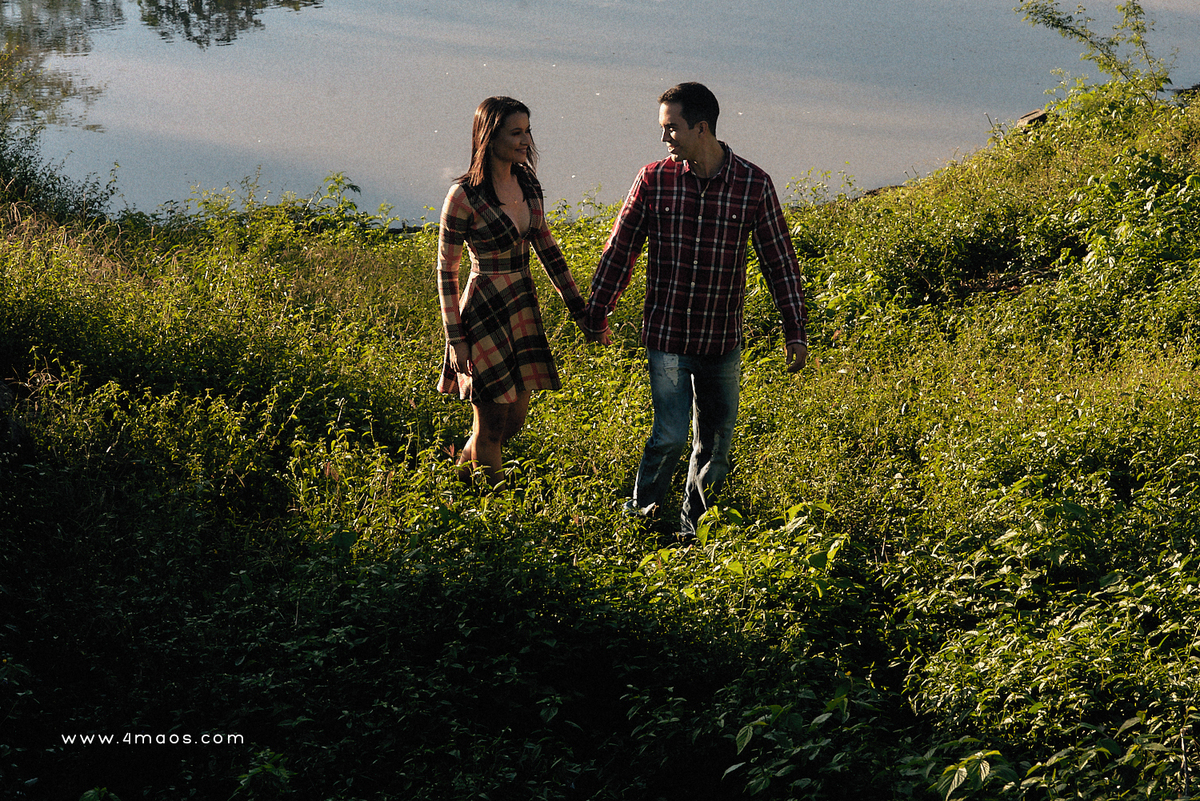 ensaio de pre casamento de Karol e Daniel por 4Mãos Fotografias na Casa de Cumpadi