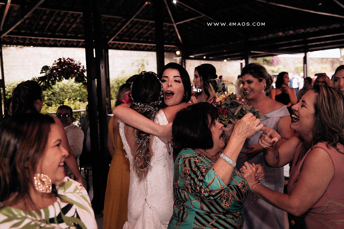 casamento de Ana Flávia e Diego por 4Mãos Fotografias num domingo de manha no Bamboo Recepções