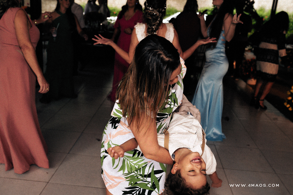 casamento de Ana Flávia e Diego por 4Mãos Fotografias num domingo de manha no Bamboo Recepções
