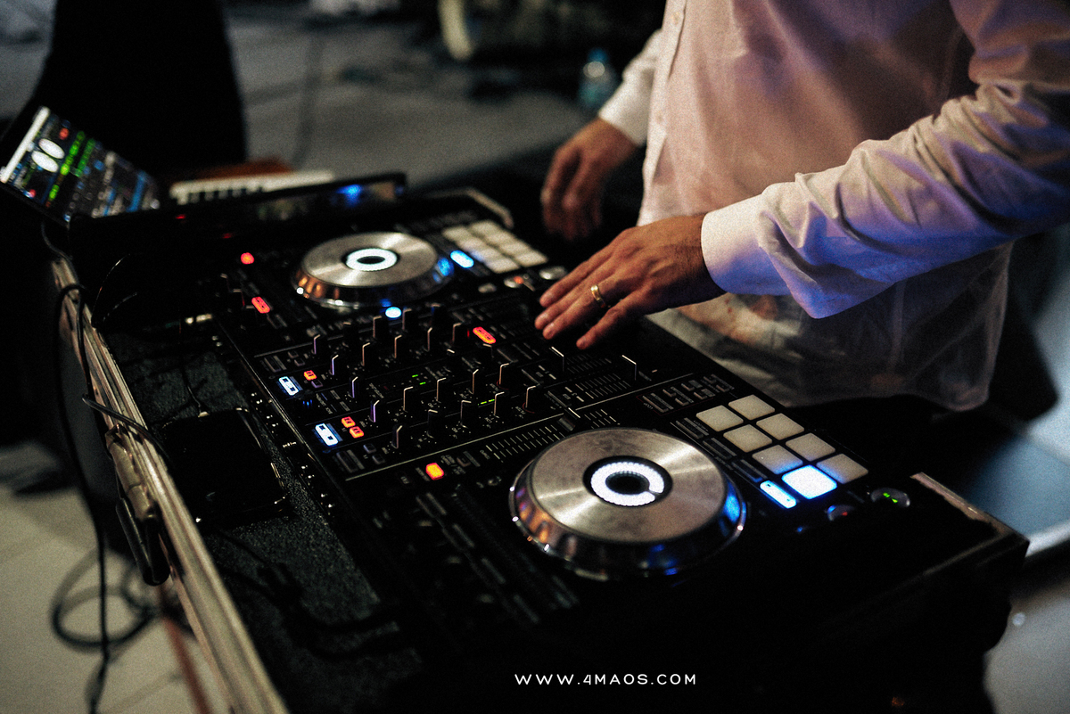 casamento de Ana Flávia e Diego por 4Mãos Fotografias num domingo de manha no Bamboo Recepções