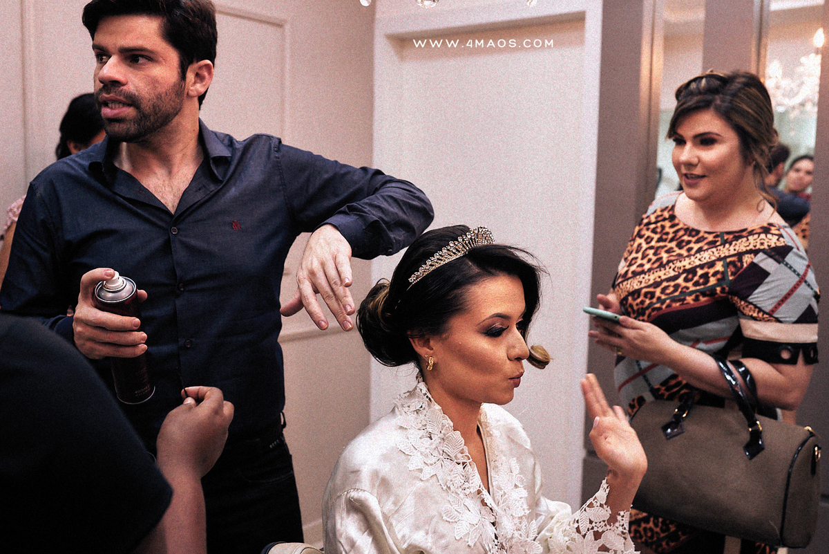 casamento de Karol e Daniel por 4Mãos Fotografias, making of da noiva
