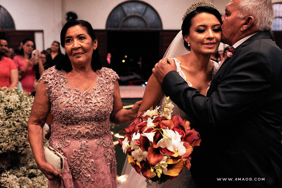 casamento de Karol e Daniel por 4Mãos Fotografias, cerimônia
