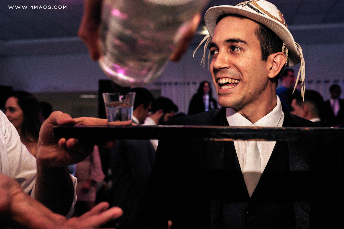 casamento de Karol e Daniel por 4Mãos Fotografias, festa