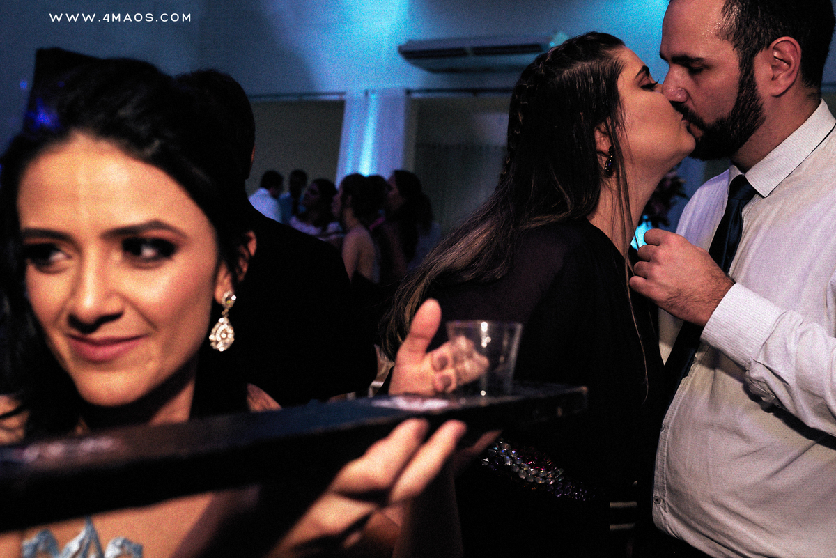 casamento de Karol e Daniel por 4Mãos Fotografias, festa