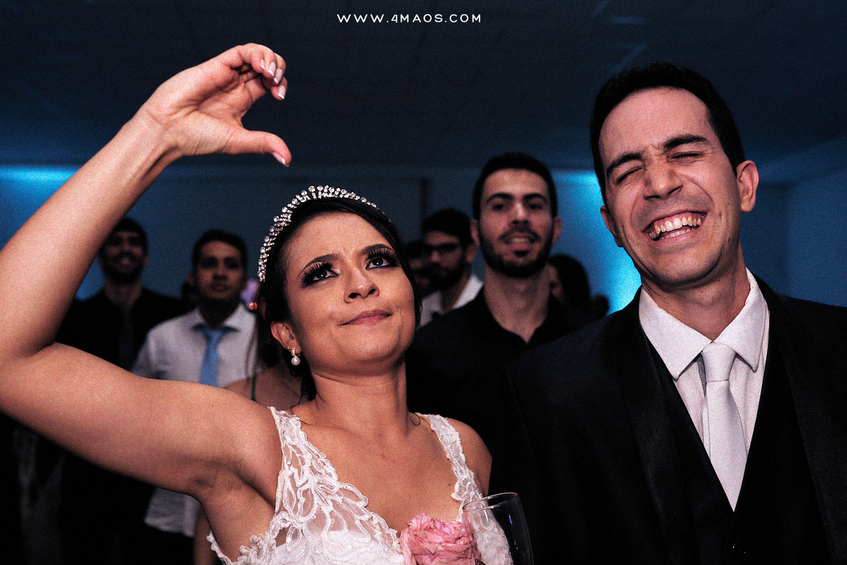 casamento de Karol e Daniel por 4Mãos Fotografias, festa