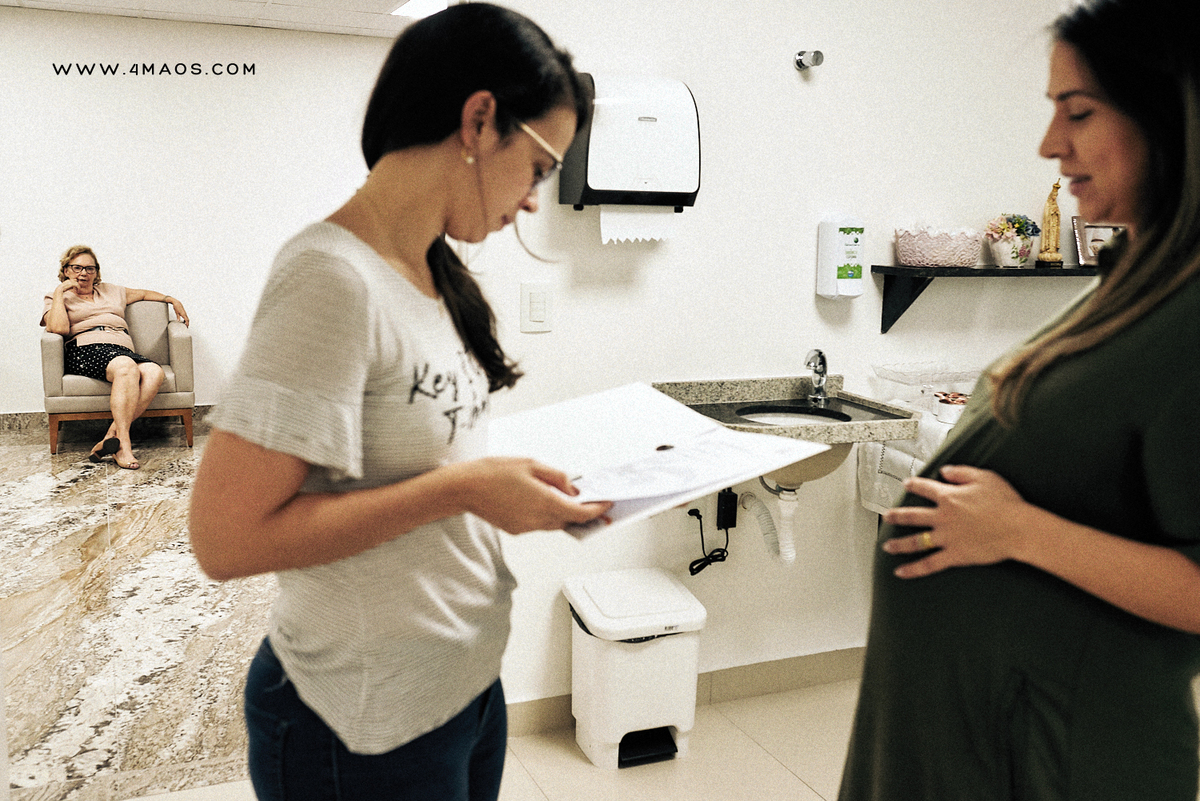 Parto de Maria Luisa na Santa Clara, filha de Priscila e Eduardo por 4Mãos Fotografias, fotografia de parto