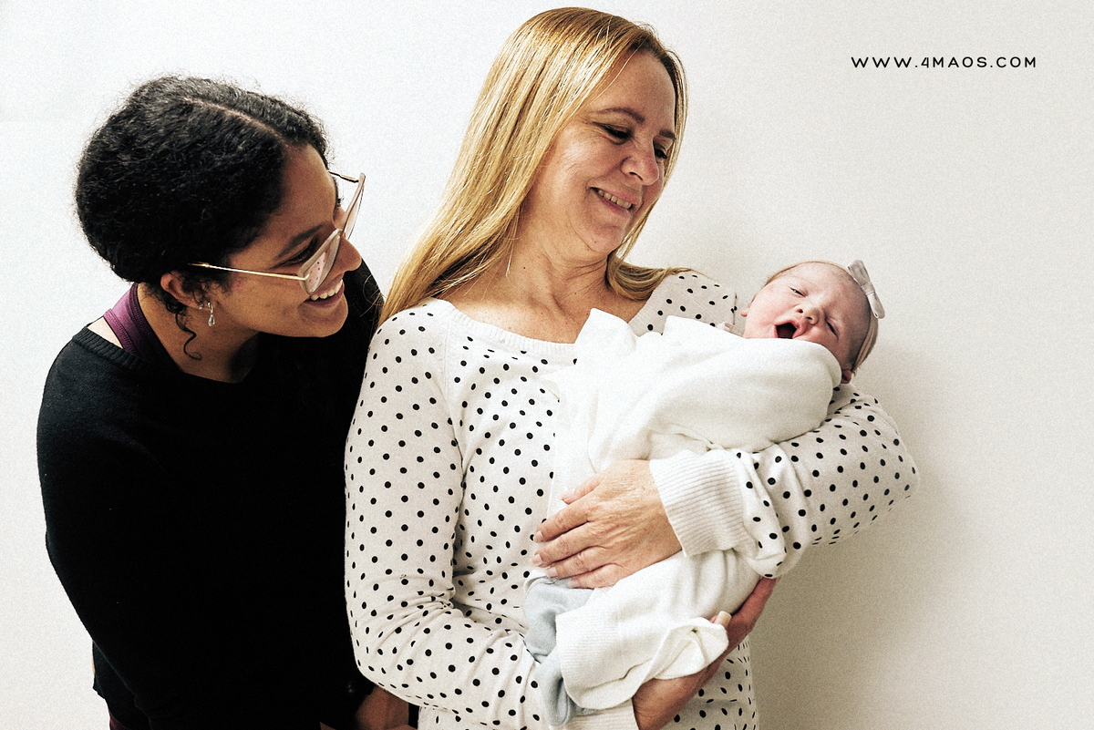 Parto de Maria Luisa na Santa Clara, filha de Priscila e Eduardo por 4Mãos Fotografias, fotografia de parto