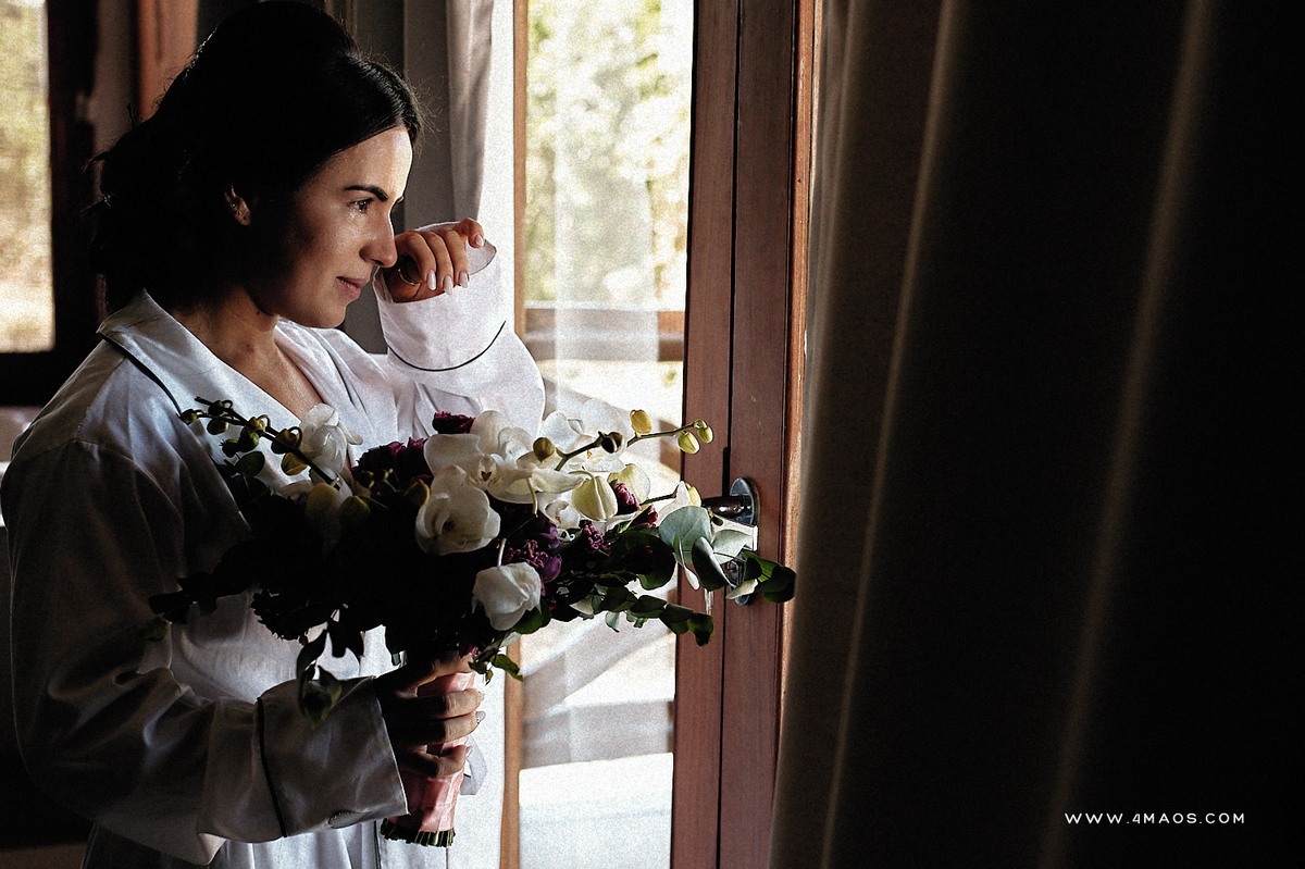 casamento de Mayara e Yámande por 4Mãos Fotografias na Fazenda Campo de Boi, making of da noiva