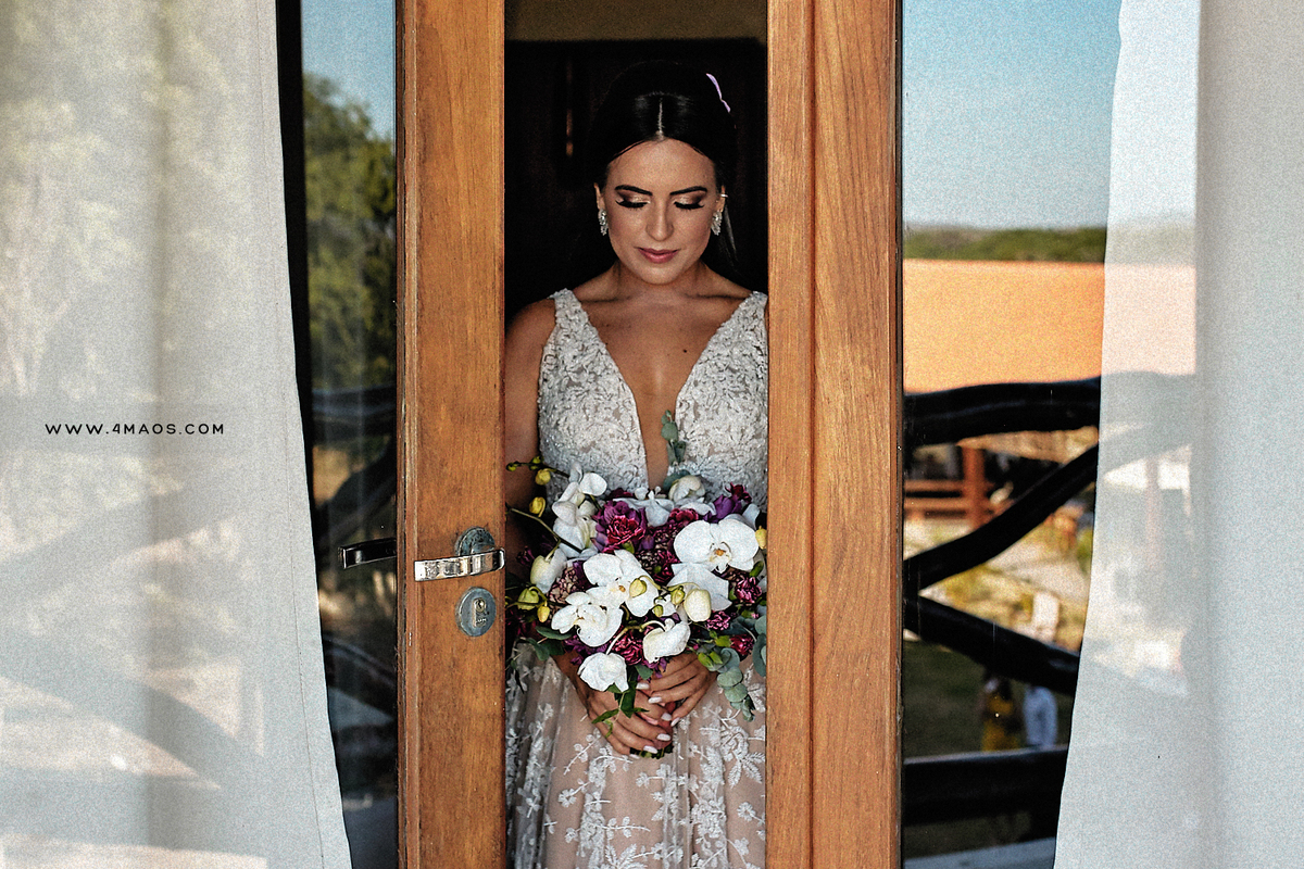 casamento de Mayara e Yámande por 4Mãos Fotografias na Fazenda Campo de Boi, making of da noiva