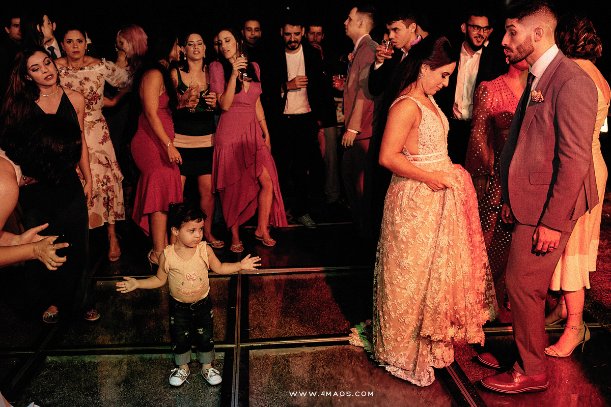 casamento de Mayara e Yámande por 4Mãos Fotografias na Fazenda Campo de Boi, festa
